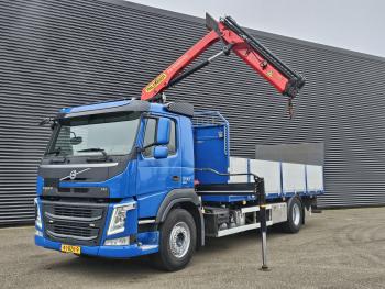 FM 330 4x2 / PALFINGER CRANE / KRAN + TAIL LIFT
